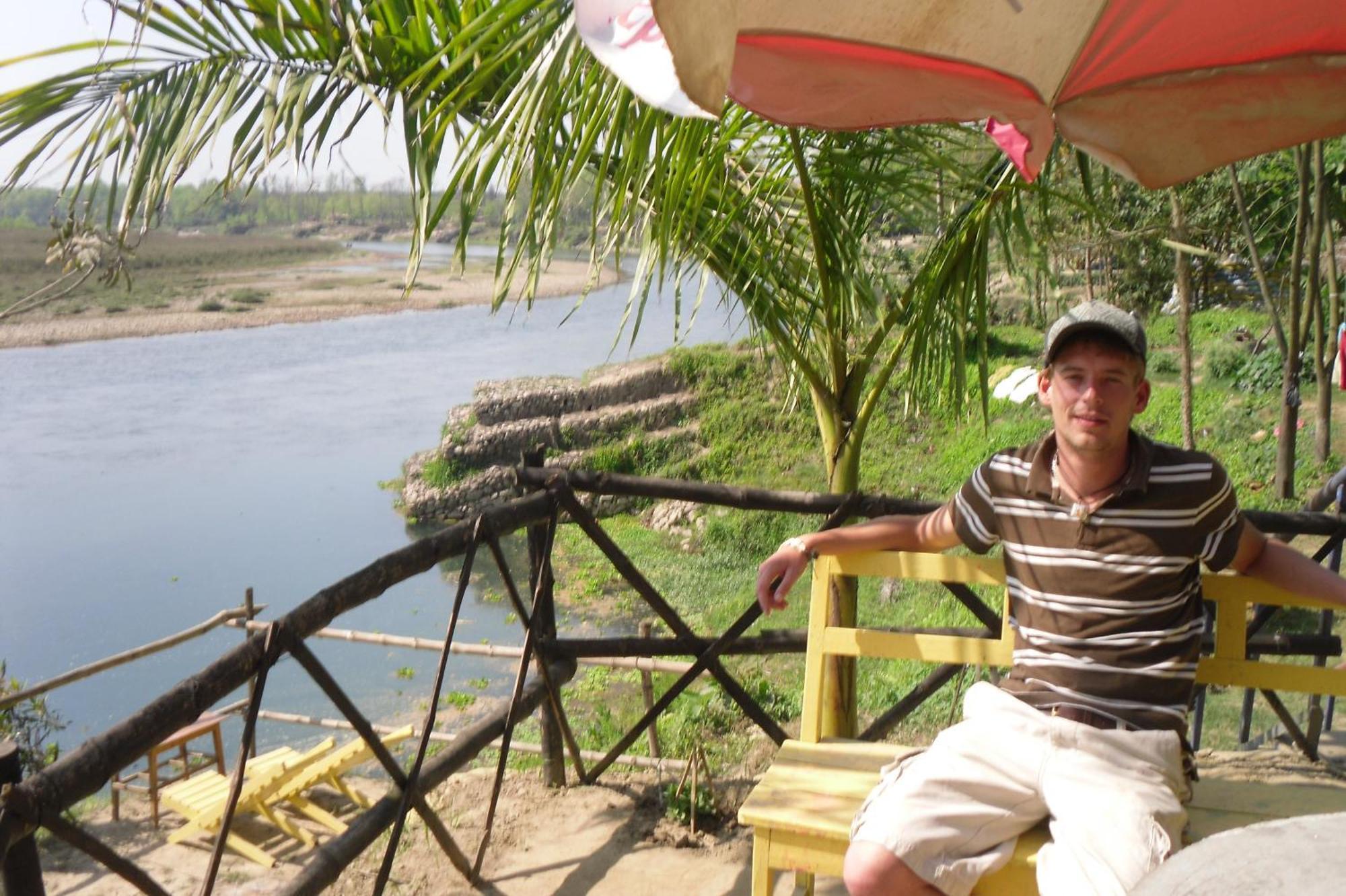 Hotel Jungle Wildlife Camp Sauraha Exterior foto